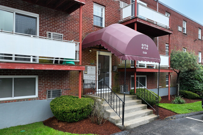 Brook Bend II Condos in Wakefield, MA - Building Photo - Building Photo