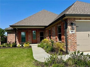 309 Faith Walk in Lake Charles, LA - Building Photo - Building Photo