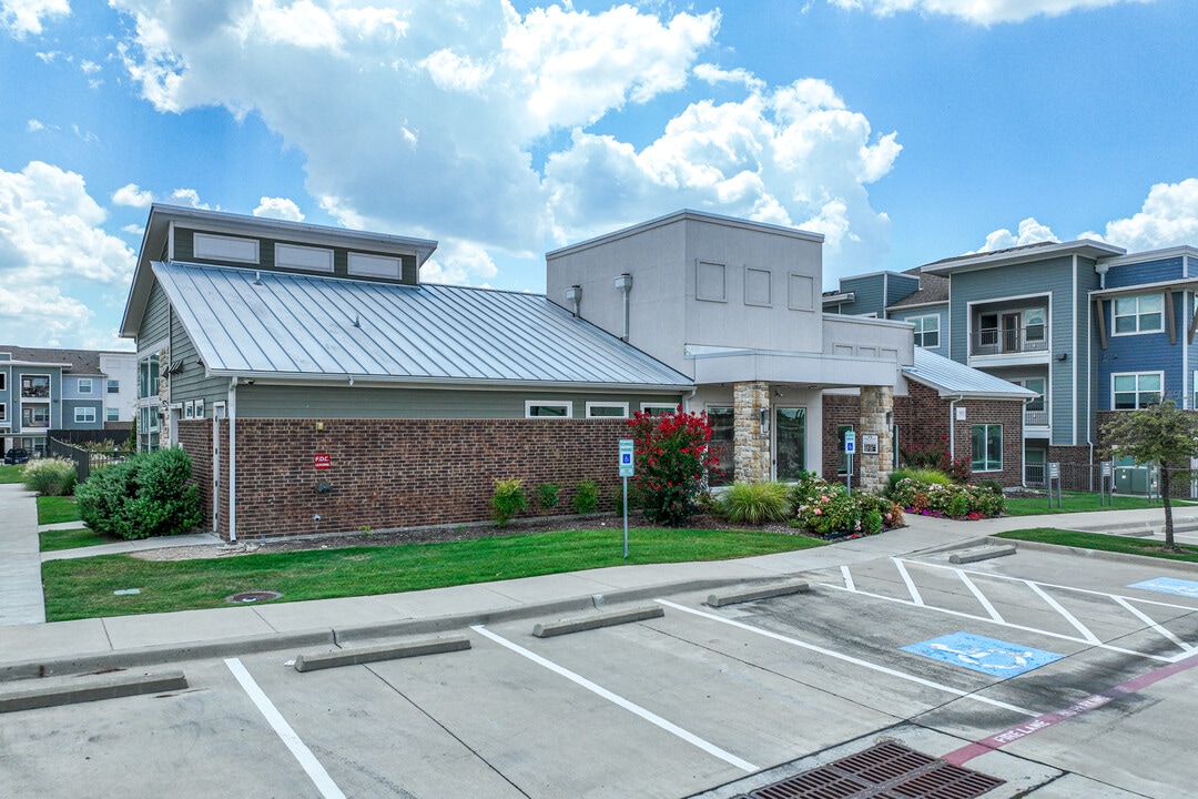 Palladium Farmersville in Farmersville, TX - Building Photo