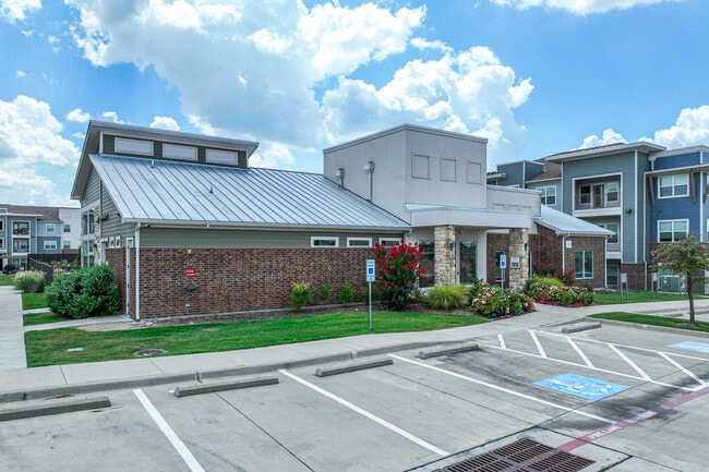 Palladium Farmersville