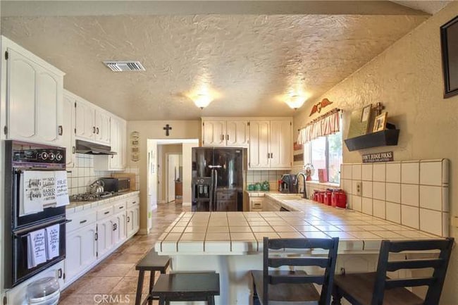 21355 Webster Ave in Perris, CA - Foto de edificio - Building Photo