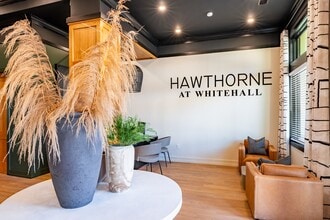 Hawthorne at Whitehall in Charlotte, NC - Foto de edificio - Building Photo