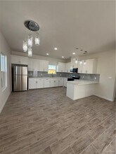 12 Ozark Ave in McAllen, TX - Building Photo - Building Photo