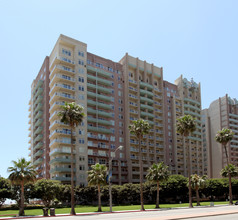 Aqua Condominiums in Long Beach, CA - Building Photo - Building Photo