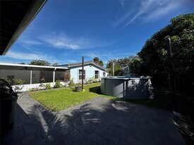 4250 NW 9th Ct in Coconut Creek, FL - Building Photo