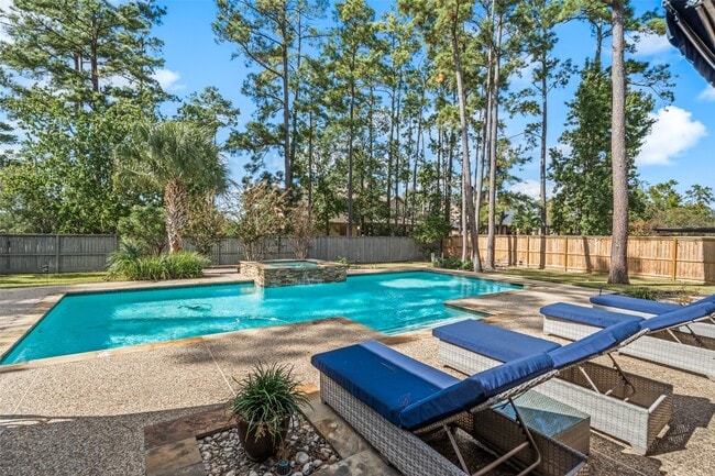 property at 25307 Piney Bend Ct