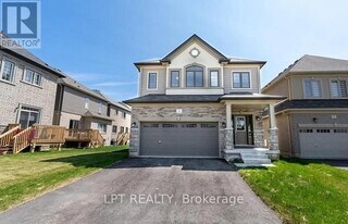 4 Bilanski Farm Rd in Brantford, ON - Building Photo