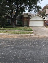 12910 Tantara Dr in Austin, TX - Building Photo