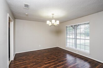17927 Lake Manor Dr in Houston, TX - Building Photo - Building Photo