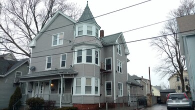 10 Clark Ave in Pawtucket, RI - Building Photo - Building Photo