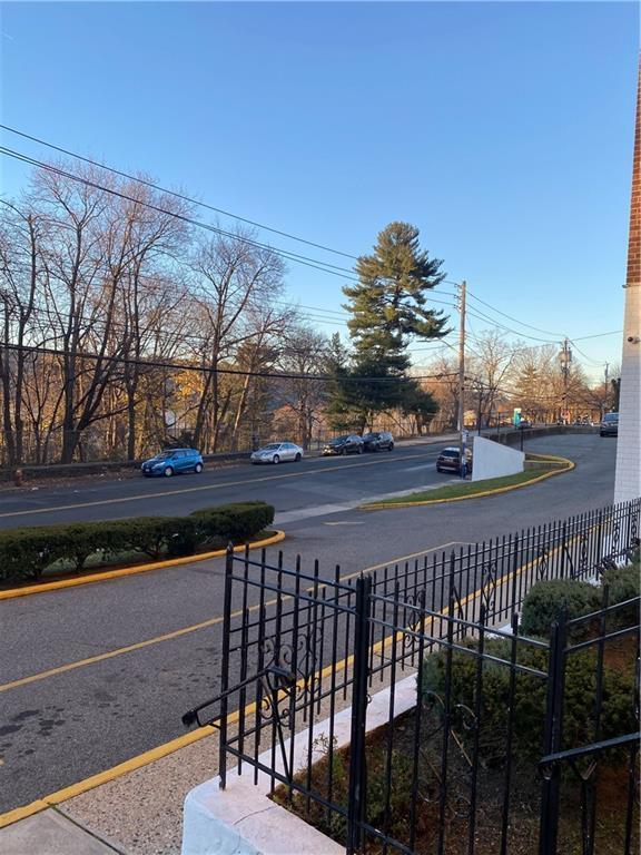 440 Warburton Ave in Yonkers, NY - Building Photo - Building Photo