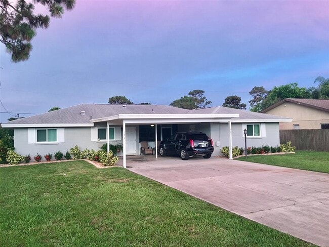 property at 171 Golf Club Ln