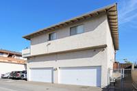 7232 Heil Ave in Huntington Beach, CA - Building Photo - Building Photo