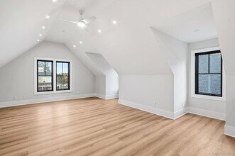 34 Clinton Ave in Dobbs Ferry, NY - Building Photo - Building Photo