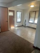 916 W Main St in Hoopeston, IL - Building Photo - Building Photo