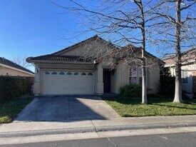 2332 Migration Ct in Elk Grove, CA - Building Photo