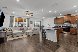 14923 Hestia Ct in San Antonio, TX - Foto de edificio - Building Photo