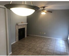 3506 Cove View Blvd in Galveston, TX - Foto de edificio - Building Photo