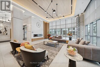 65 Annie Craig Dr in Toronto, ON - Building Photo - Building Photo