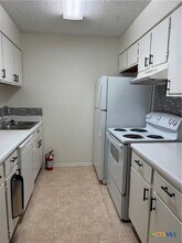 1513 Shannon Cir in New Braunfels, TX - Building Photo - Building Photo