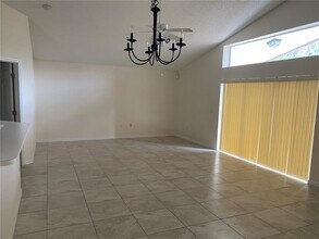 539 Lady Diana Dr in Davenport, FL - Building Photo - Building Photo