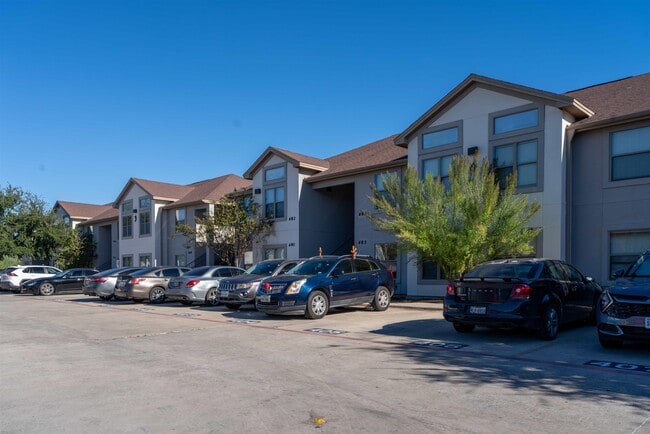 property at 7607 King Arthurs Ct