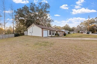 3001 Eastgate Ct in Tallahassee, FL - Building Photo - Building Photo