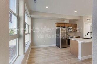 4100 E Warren Ave in Denver, CO - Building Photo - Building Photo