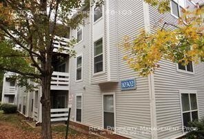 10302 Appalachian Cir-Unit -#8-103 in Oakton, VA - Building Photo