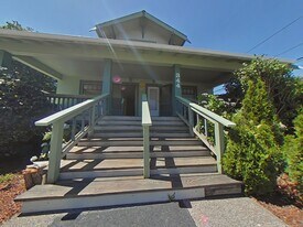 344 NW 12th St in Corvallis, OR - Building Photo
