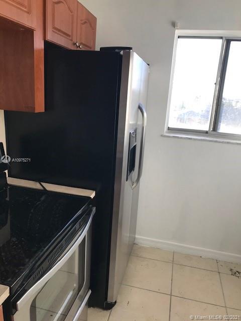 6091 W 22nd Ct-Unit -403 in Hialeah, FL - Building Photo