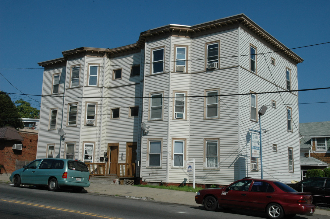 436-438 Western Ave in Lynn, MA - Foto de edificio