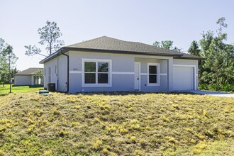 2910 55th St W in Lehigh Acres, FL - Building Photo - Building Photo