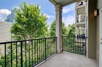 799 Hammond Dr photo'