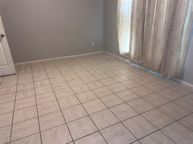 property at 11136 Village Bend Ln