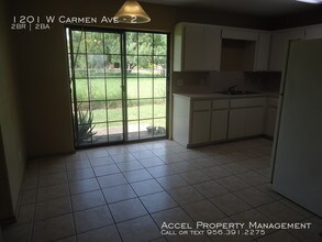 1201 W Carmen Ave-Unit -2 in Edinburg, TX - Building Photo - Building Photo