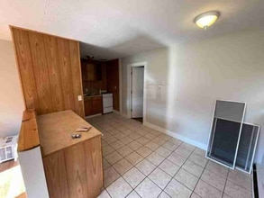 3158 Woodward St, Unit 4 in Erlanger, KY - Building Photo - Building Photo