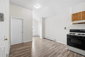 144-07 Jamaica Ave in Queens, NY - Building Photo - Building Photo