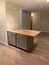 1914 Remington Rd, Unit 1912 Remington rd in Rockford, IL - Building Photo - Building Photo