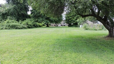 4557 Grandview Ave in Bensalem, PA - Building Photo - Building Photo