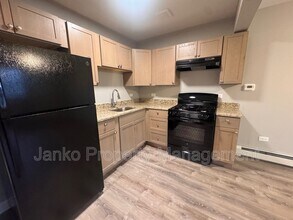 3341 Commercial Ave in South Chicago Heights, IL - Building Photo - Building Photo