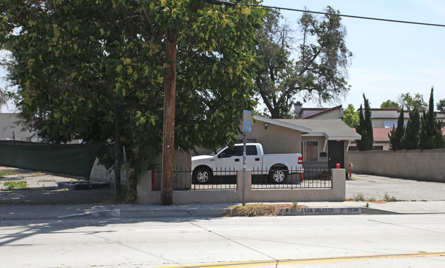 Baldwin Village in El Monte, CA - Foto de edificio - Building Photo