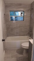 5640 NW 15th St in Lauderhill, FL - Building Photo