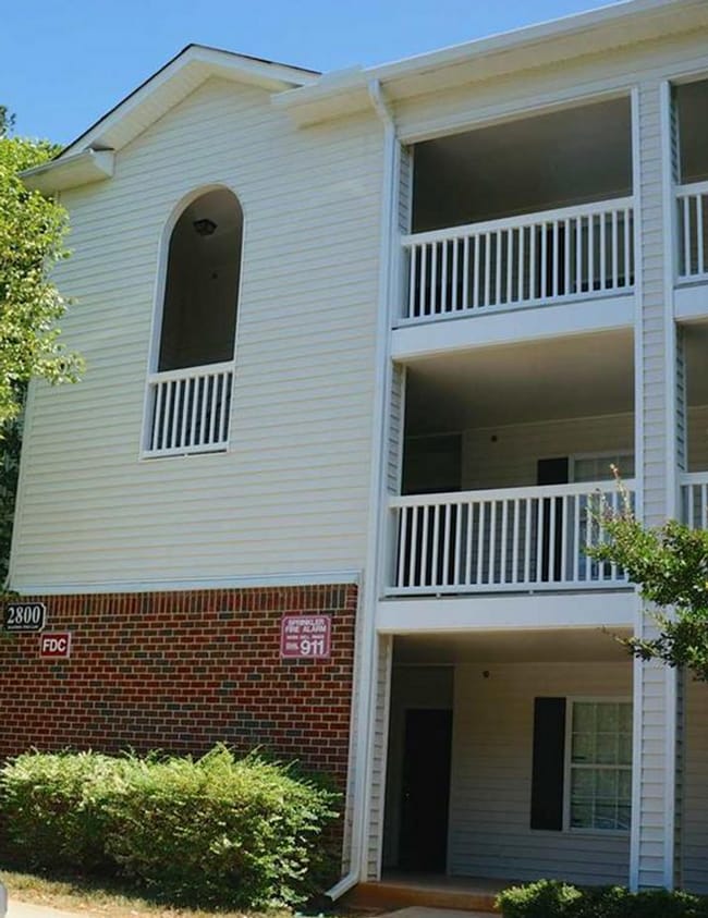 property at 2800 Trailwood Pines Ln