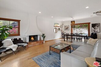 334 Crane Blvd in Los Angeles, CA - Building Photo - Building Photo