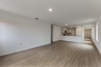 11715 Blasting Way in Von Ormy, TX - Building Photo - Building Photo