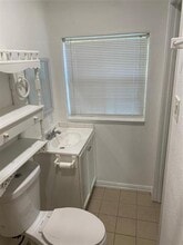 1715 Wilbur St in Dallas, TX - Building Photo - Building Photo