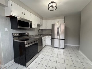 2645 W Gregory St in Chicago, IL - Foto de edificio - Building Photo