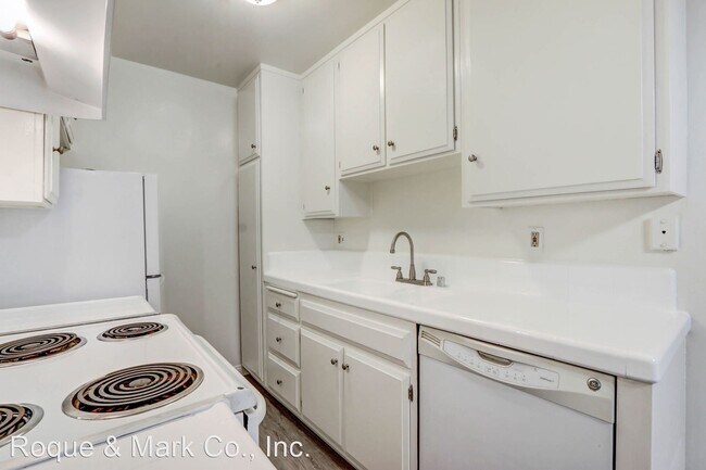 824 Maple St in Santa Monica, CA - Building Photo - Building Photo