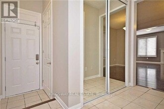 424 Zuest Cres in Milton, ON - Building Photo - Building Photo